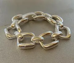 Item thumbnail for item f3eeb69a-955d-48cd-b7d5-a086c3fe7d22