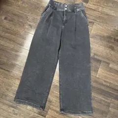 GU ダークグレー ワイドパンツ