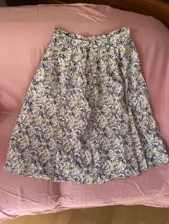 Green labelのスカート