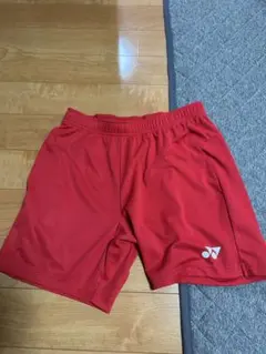 ヨネックス 赤 ショートパンツ