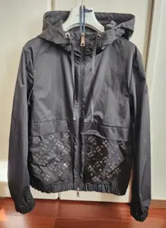MONCLER ジャンパー
