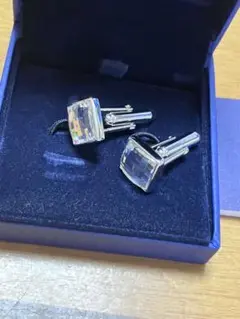 ★SWAROVSKI　スワロフスキー　カフスボタン