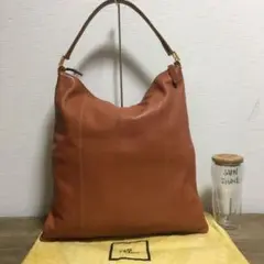《美品》FENDI (フェンディ)レザー セミショルダーバッグ ブラウン