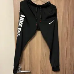 NIKE FC ジョガーパンツ　完売品