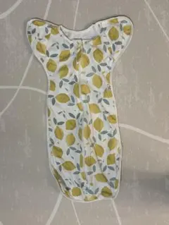 レモン柄スワドル Mサイズ 収納袋付き