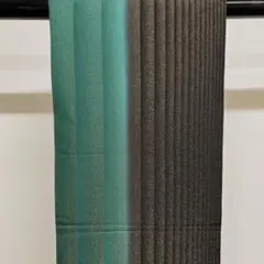 緑と黒の縦縞模様に金通しの開き名古屋帯 着物