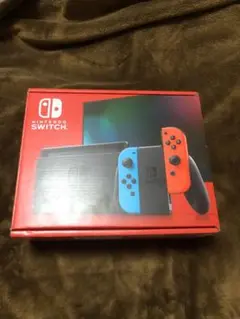 【美品・完動品】Nintendo Switch 本体 保護フィルム付き