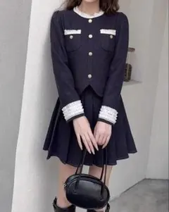 Item thumbnail for item 5478cf70-8dbb-4099-9381-bc9527d9b5cb