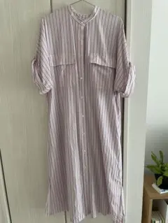 ピンクと白のストライプ シャツワンピース