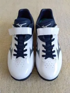 ◇訳あり新品◇MIZUNO野球少年用トレーニングシューズ 【22.5