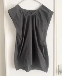 《FLORENT》MADE IN JAPANフレンチスリーブ　ブラウス
