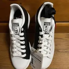 【美品】adidasアディダスタンスミスクルエラ101匹わんちゃん白黒ブラック クルエラ スタンスミス ltg36 フットウェアホワイト×コア
