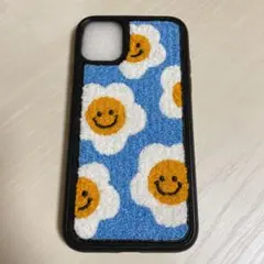 【未使用】iPhone11 ケース 花 韓国 もこもこ ふわふわ 花柄 スマイル