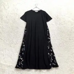 グローブ【M】黒 花柄 ロングワンピース サイドプリーツ 半袖 カジュアル