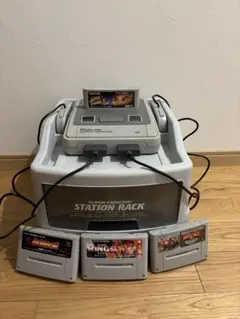 【動作未確認】ファミコン 本体 + ソフト4本+コントローラー2+ラック