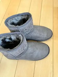 Item thumbnail for item a6a89709-94dc-4967-bec6-0a5889a1da7b