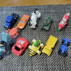 ミニカー　３２台