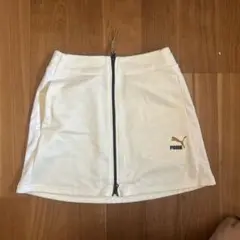 PUMA ホワイトスカート ジッパー付き