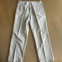 ホワイト チノパン
