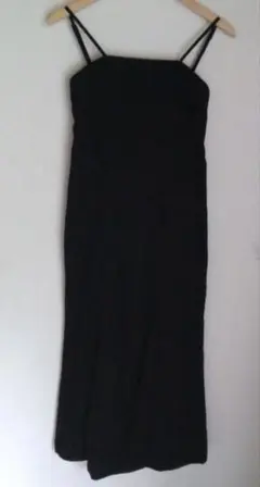 アントマリーズ　黒のキャミワンピース ロング