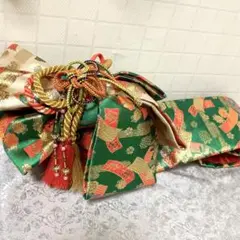 Item thumbnail for item 653b31d9-2b6d-4e03-8d99-a33f37300450