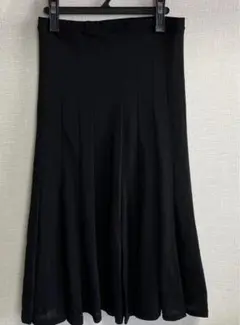 スカート　Mサイズ　黒色