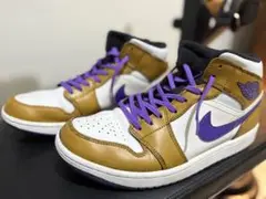 NIKE AIR JORDAN1 MID レイカーズカラー