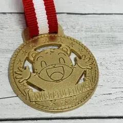 ベネッセ　しまじろう　金メダル