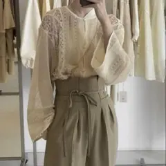 本日限り値下eaphi cotton lace patchwork blouse