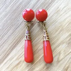 フラメンコ　ツヤツヤ真紅のドロップピアス