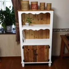カントリーキャビネット