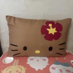 Hello Kitty フェイスクッション 約35cm x 約50cm