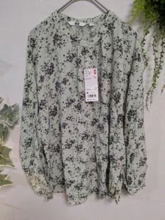 [新品UNIQLO ]花柄 長袖ブラウス Mサイズ1990円