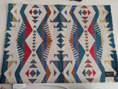 Pendleton 幾何学模様ラグ 約60x90cm