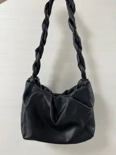 ブラック 合成皮革 ショルダーバッグ