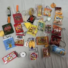 ガチャガチャ ミニチュア キーホルダー