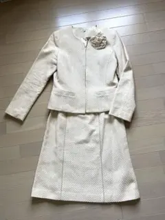 LAURA ASHLEY アイボリー スーツ９号