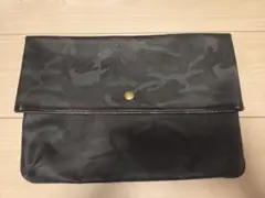 BEAUTY&YOUTH カモフラージュ柄 クラッチバッグ