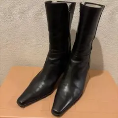 Item thumbnail for item 62fc7008-8623-4aef-91c2-56a82c5aabba