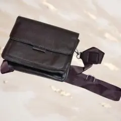 ダークブラウン ショルダーバッグ