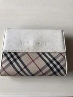 Burberry財布三つ折り