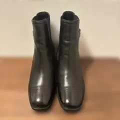 Item thumbnail for item 0d0f6b04-9427-4c65-a69d-1046c8d9a33a