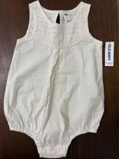【未使用】OLD NAVY 白ロンパース　18-24M