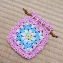 かぎ編み小物入れ