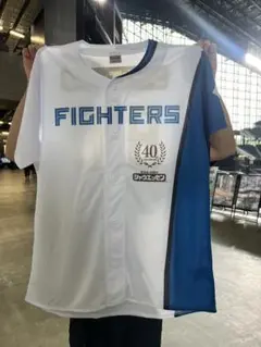 ファイターズ　ユニフォーム　シャウエッセン　スイングタオル　各2枚セット