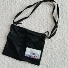 Item thumbnail for item 6c63ac32-5da8-40c0-a9e6-b917ff5ba64e
