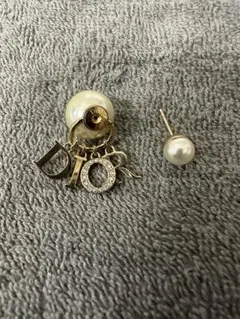 ディオール トライバルピアス E1411TRICY_D301