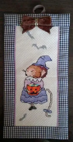 ハロウィン(クロスステッチ刺繍)壁飾り