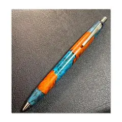 Item thumbnail for item a56fd2dd-4d78-4e69-8f71-1ea91f39c9b1