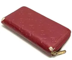 LOUIS VUITTON ルイヴィトン ジッピーウォレット ヴェルニ ブランド